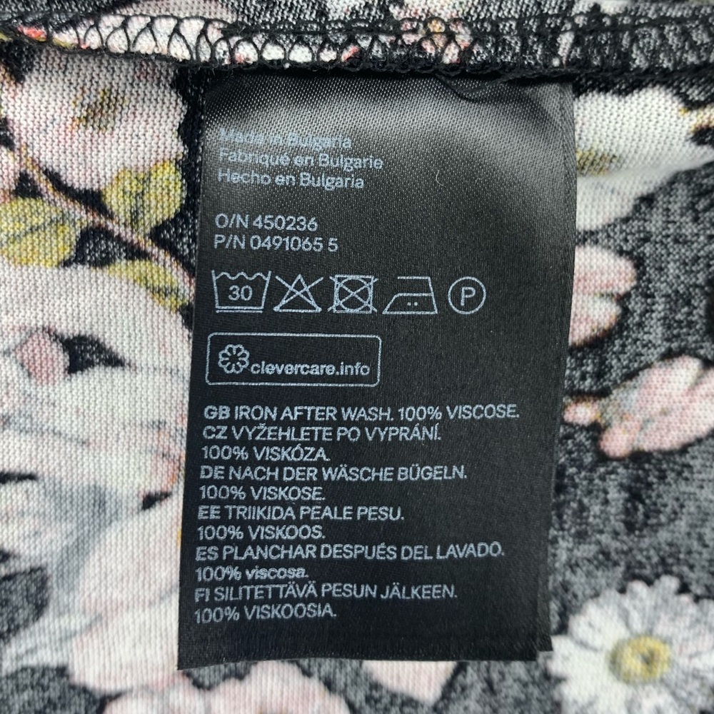 Patterned Spaghetti Strap top - Picture 5 of 5